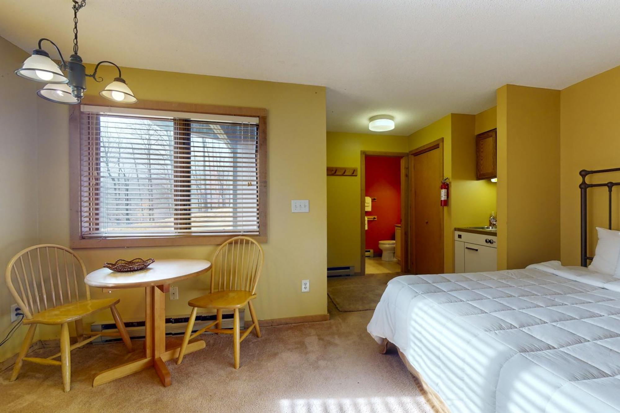 Kettle Brook I4 Apartment Ludlow Exterior photo