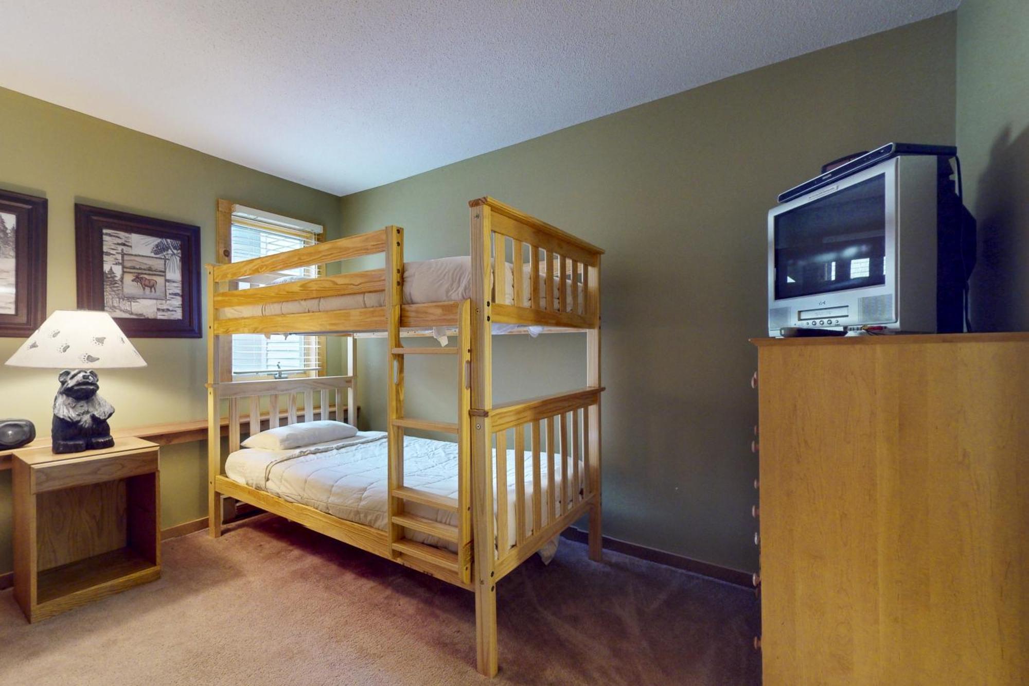 Kettle Brook I4 Apartment Ludlow Exterior photo